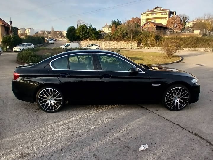 BMW F10 520D