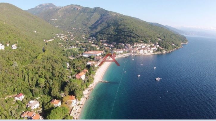 Mošćenička Draga, 1500 m2