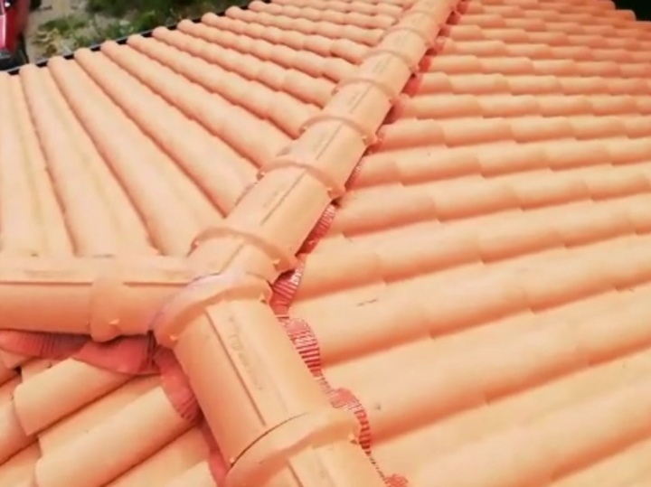 Krovopokrivači Kućice bele d.o.o.