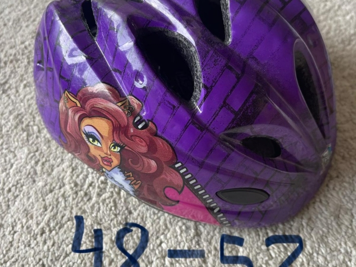 Odjeću, cipele za curicu poklanjam