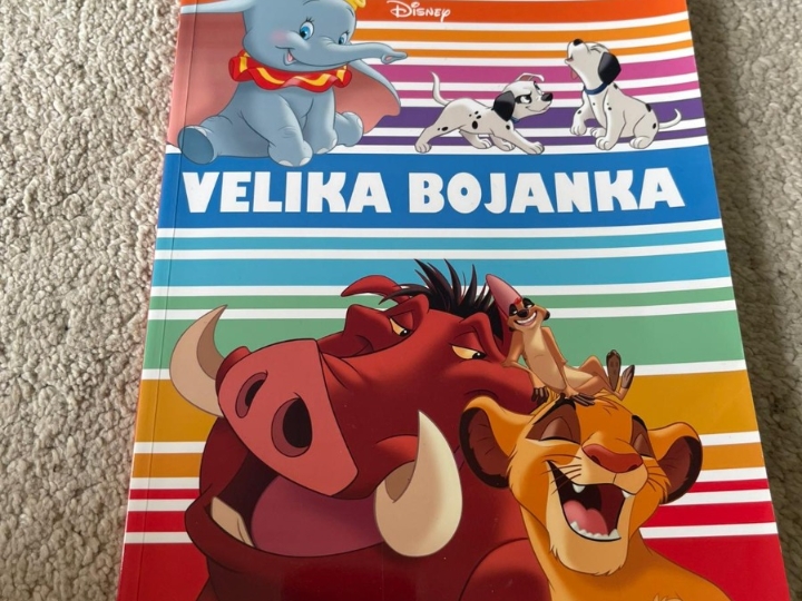 Odjeću, cipele za curicu poklanjam