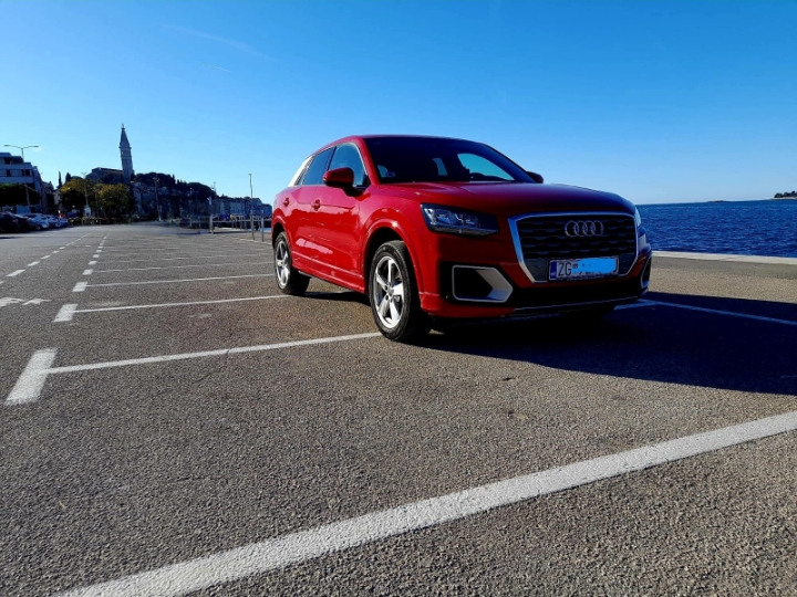 Audi Q2 1.6 TDI Tango-crvena
