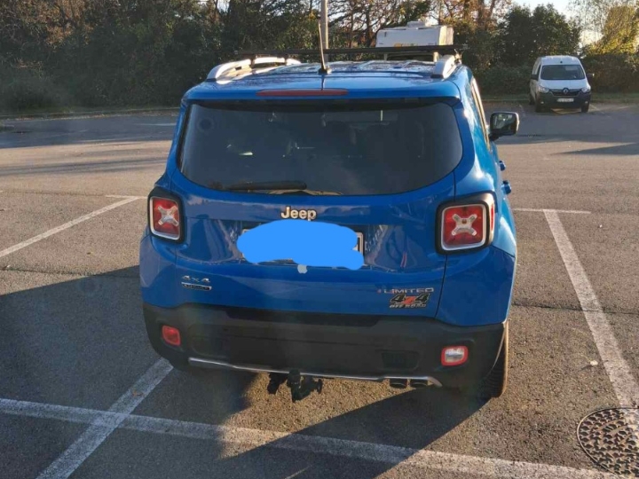 Jeep Renegade, 2015. god. 