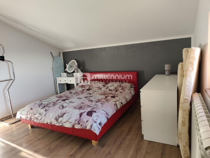 Grobnik, Cernik, 130m2, samostojeća kuća s dva stana