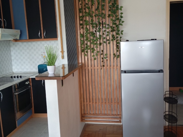 Prodajem studio apartman, Veruda