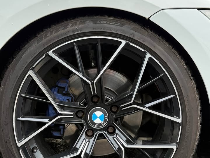 BMW E92 coupe 320D m-sport 335 LOOK