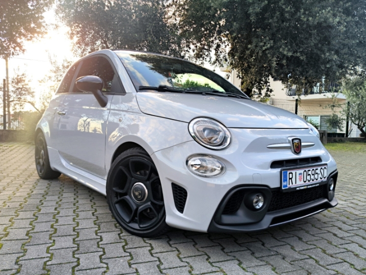 Abarth 595 Pista Cabrio