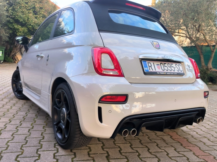 Abarth 595 Pista Cabrio