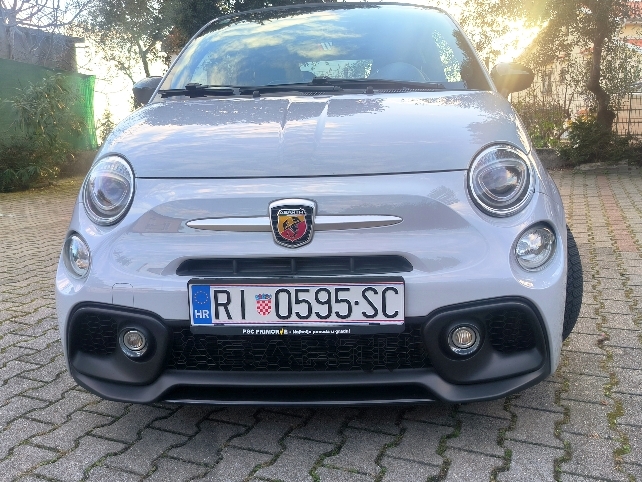 Abarth 595 Pista Cabrio