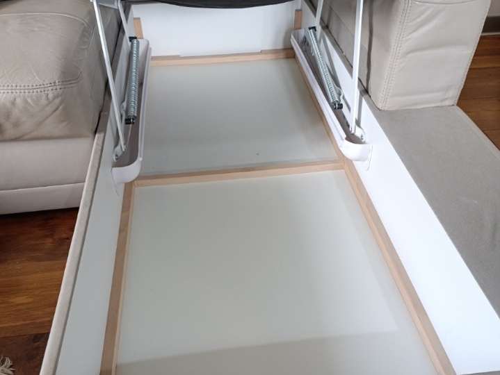 Kutna garnitura koža