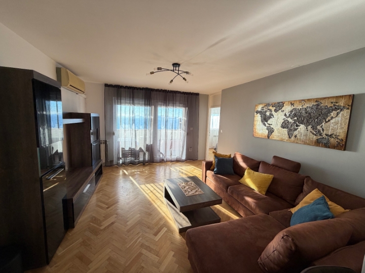 Iznajmljujem 3S + DB Krnjevo