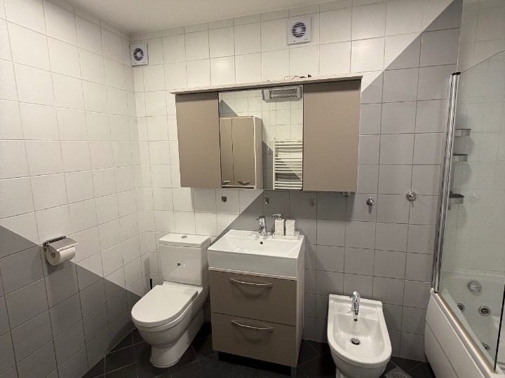 Iznajmljujem 3S + DB Krnjevo