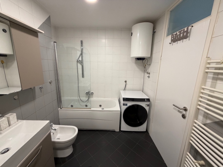 Iznajmljujem 3S + DB Krnjevo