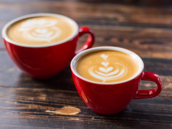 Žensku osobu za druženje