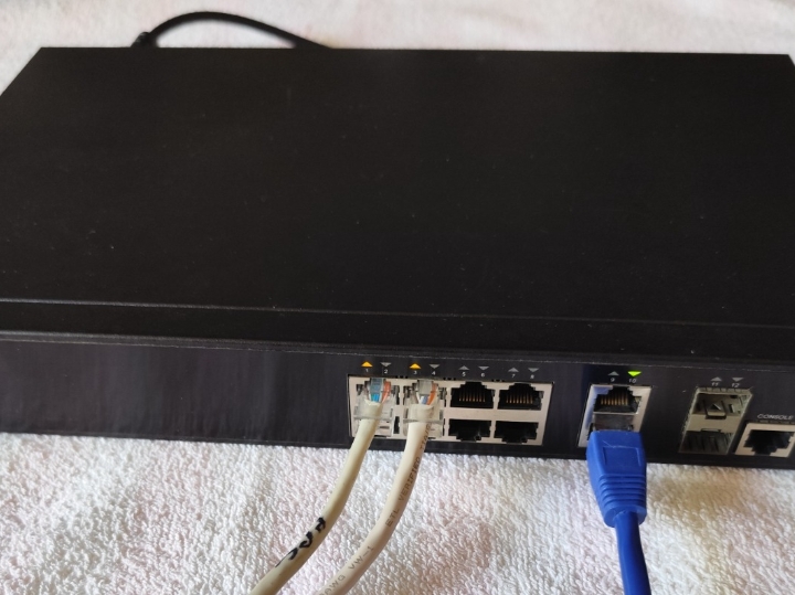 Gigabitni PoE Switch, 8 kanala