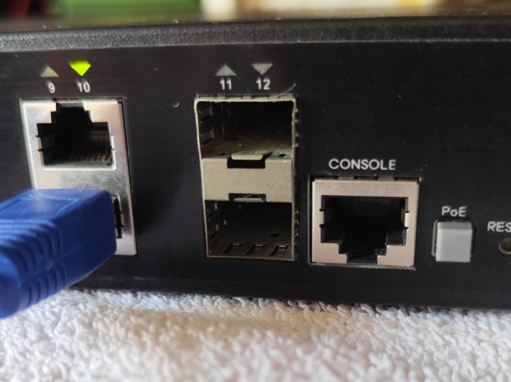 Switch mrežni 8 kanala, POE, gigabitni