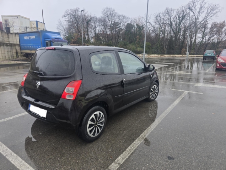 Renault Twingo 1.2, reg. 11./26.