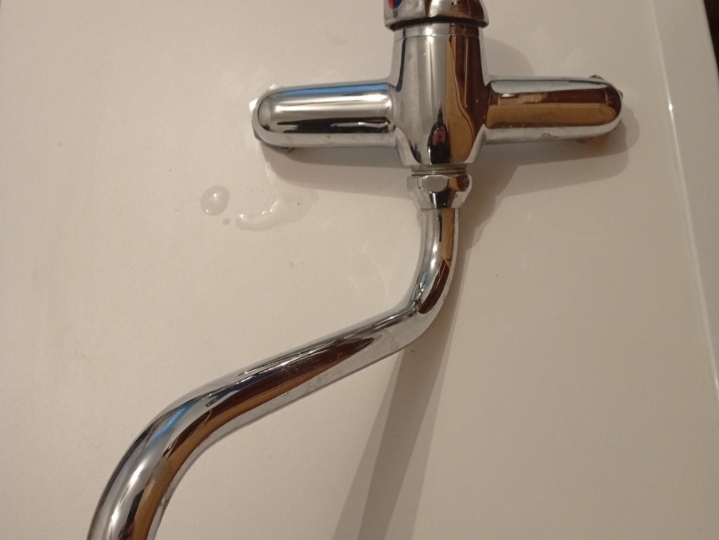 Kuhinjska gornja slavina