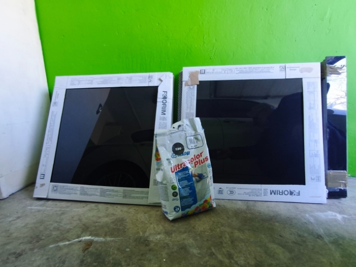 Keramičke pločice B&W, novo