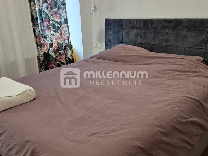 Rijeka, Bulevard, 76.50m2, namješten 2S+DB