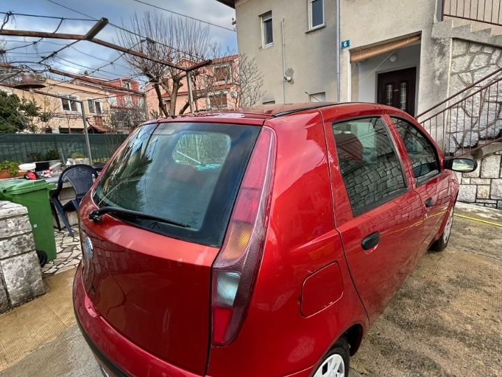 Fiat Punto Amore 1.2, 2005., Hr auto