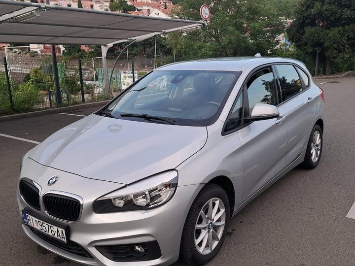 BMW 218d activ tourer