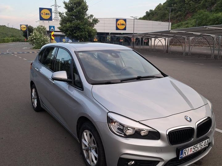 BMW 218d activ tourer