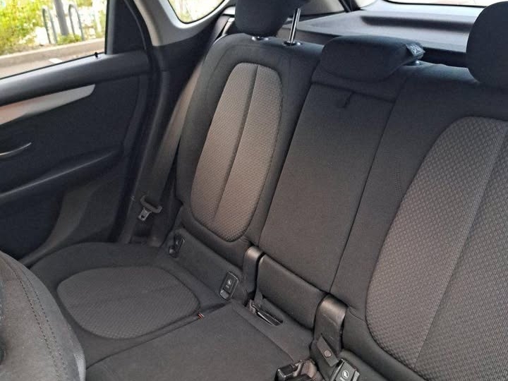 BMW 218d activ tourer