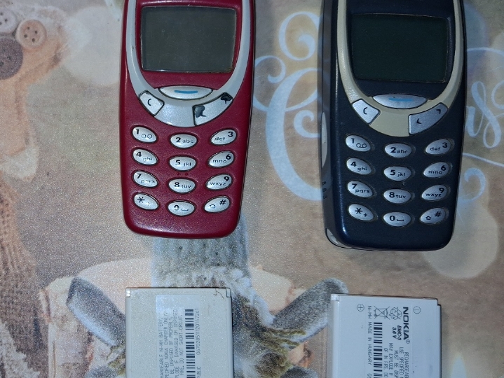 Nokia 3310 - 3 kom., 40€