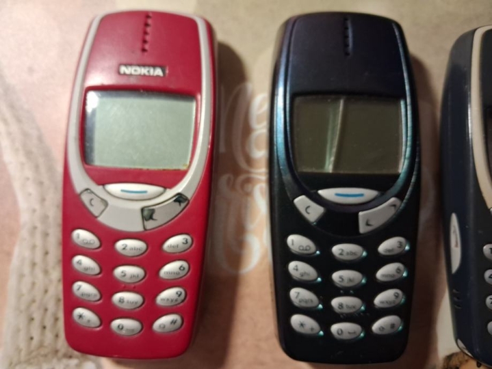 Nokia 3310 - 3 kom, 50€