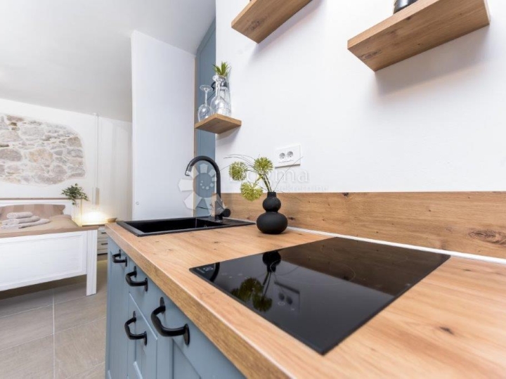 Jednosoban apartman u srcu Rovinja, bajkoviti stari grad