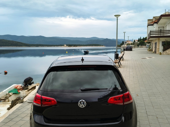 VW Golf VII R-line 1.4 TSI (103kW)