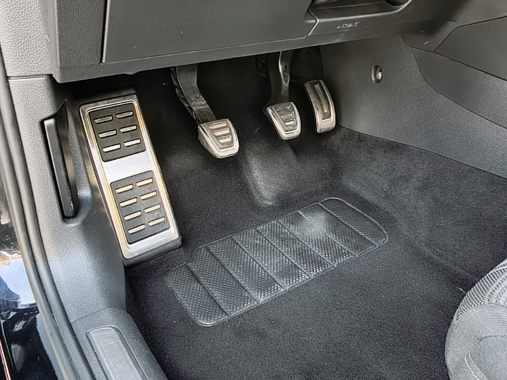 VW Golf VII R-line 1.4 TSI