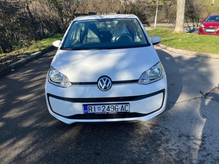 VW UP  1.0