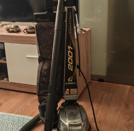 Kirby G usisavač (2001) – komplet