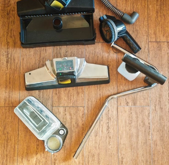 Kirby G usisavač (2001) – komplet