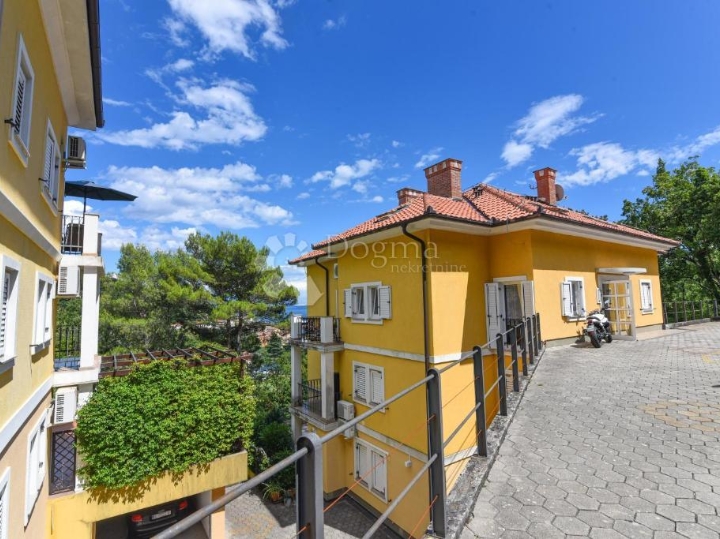 Mošćenička Draga, apartman s pogledom na more, top lokacija