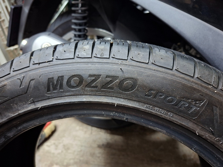 Gume, dim. 245/4517  Duraturn Mozzo Sport