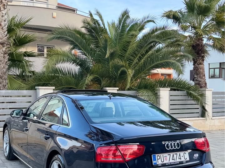 Audi A8 4.2 tdi V8 quatro