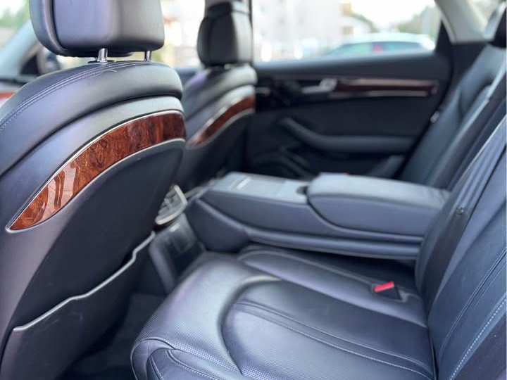 Audi A8 4.2 tdi V8 quatro