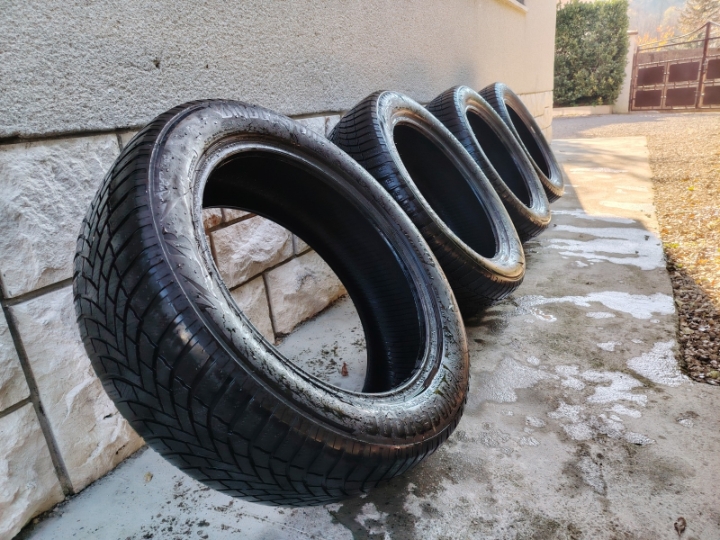 Gume zimske Bridgestone 225/55/19