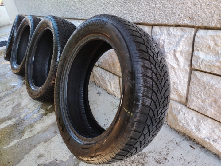 Gume zimske Bridgestone 225/55/19