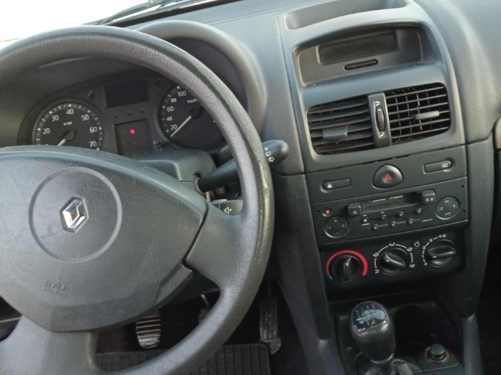 Renault Clio 1.5 DCi