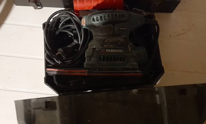 Prodajem sve sa slika komplet!