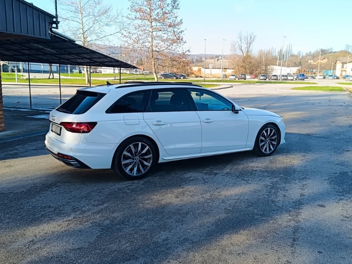 Audi A4 Avant 2.0 TDI Advanced 
