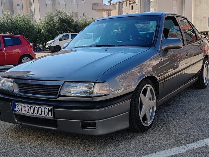 Opel Vectra 2.0i GT