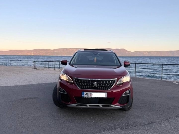 Peugeot 3008 blue hdi 130 ExtraTop