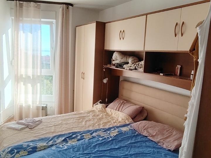 G. Duella, trosobni 75 m2