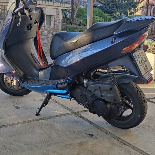 Aprilia Leonardo 150