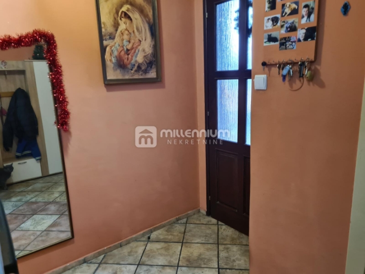 Kantrida, 64.93m2, 2S stan s okućnicom, blizu mora